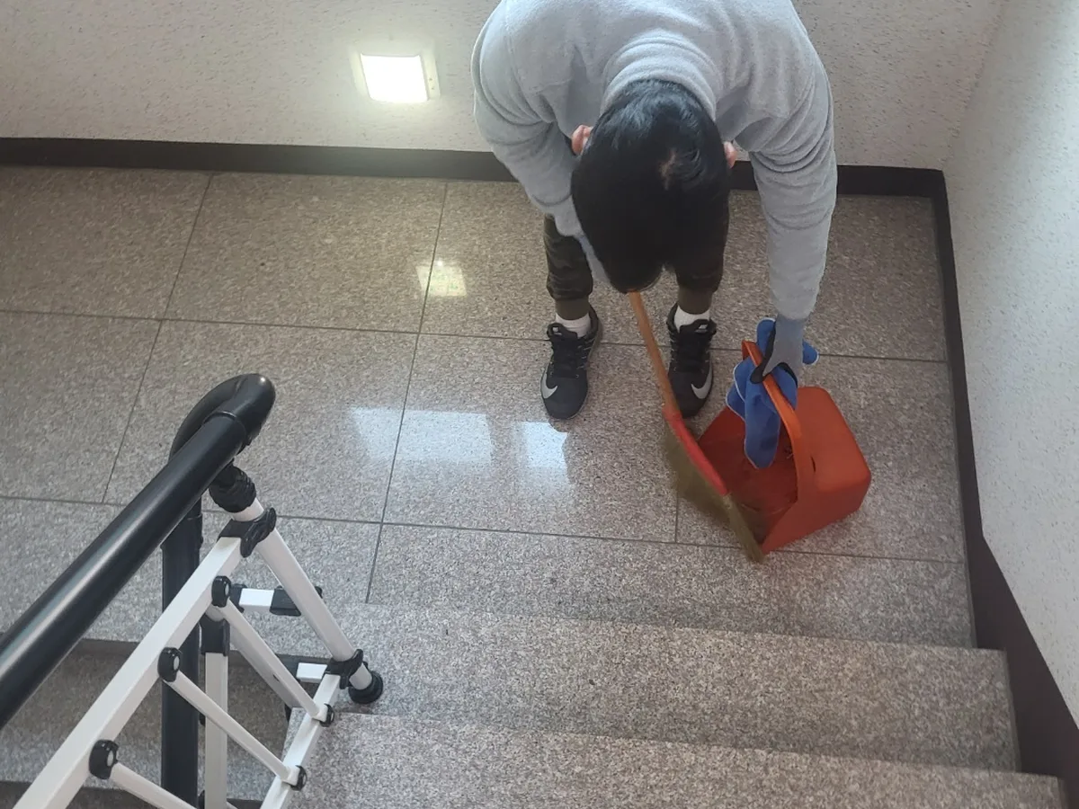 미추홀구 문학동 오피스 기계실 장비 주변 정밀 위생청소 사례 - 행진크린